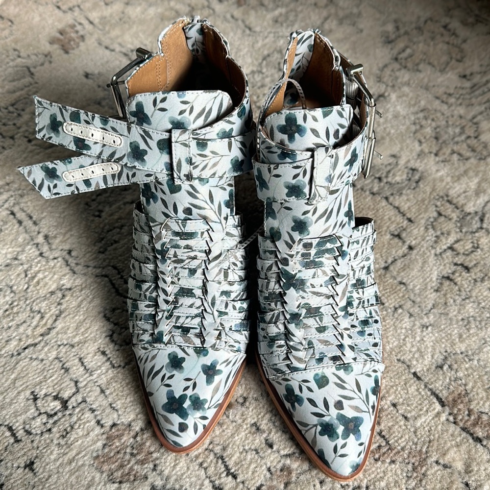 Gianni Bini Floral Booties